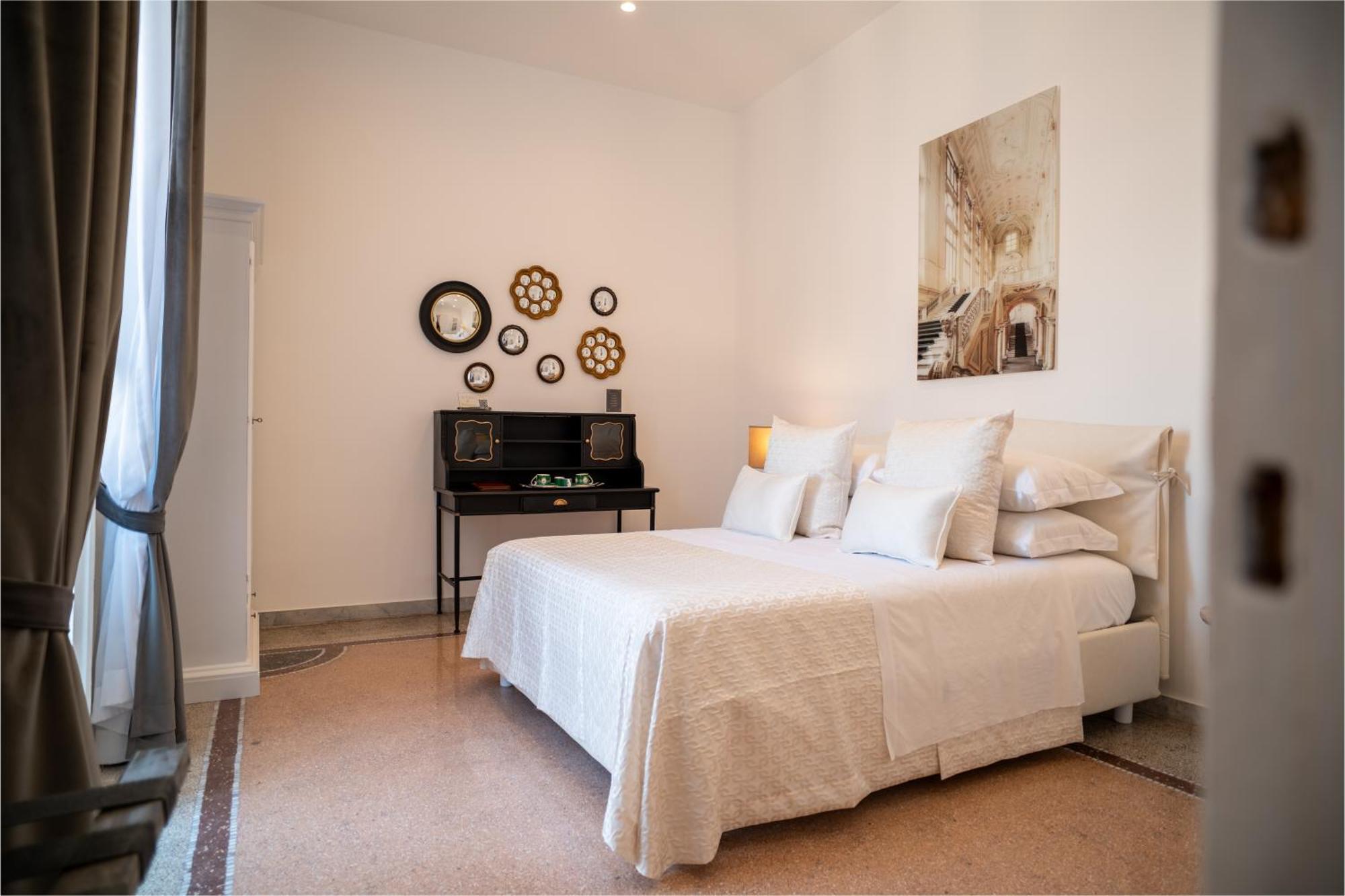 La Corte Di Partenope Luxury Guest house